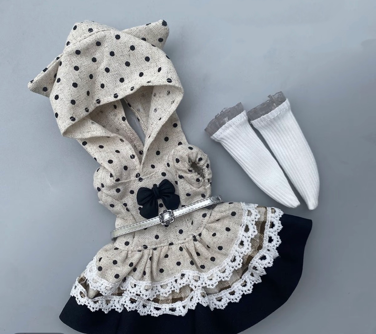 dolI outfit sets$50